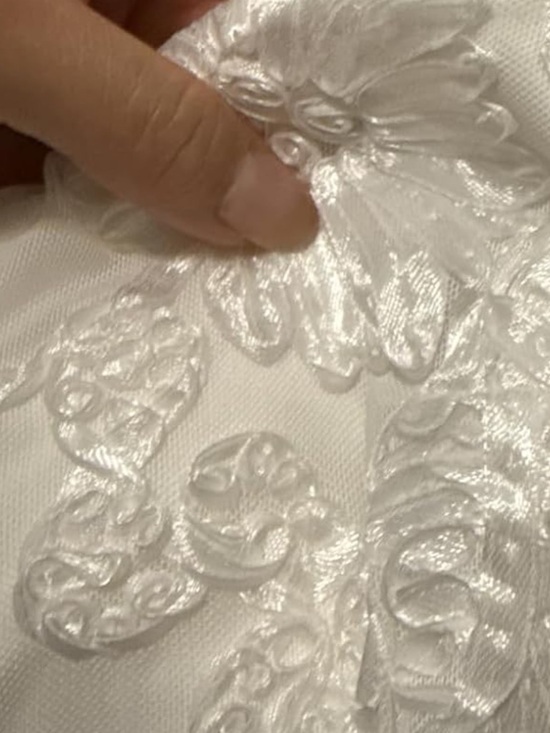 Elegant White BEACH WEDDING Dress - Picture 5 of 7